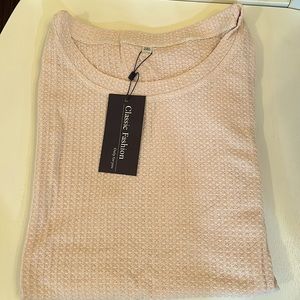 Women’s sleeveless top with twist knot front. 2XL. NWT. No flaws